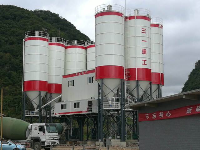 300噸水泥罐現場